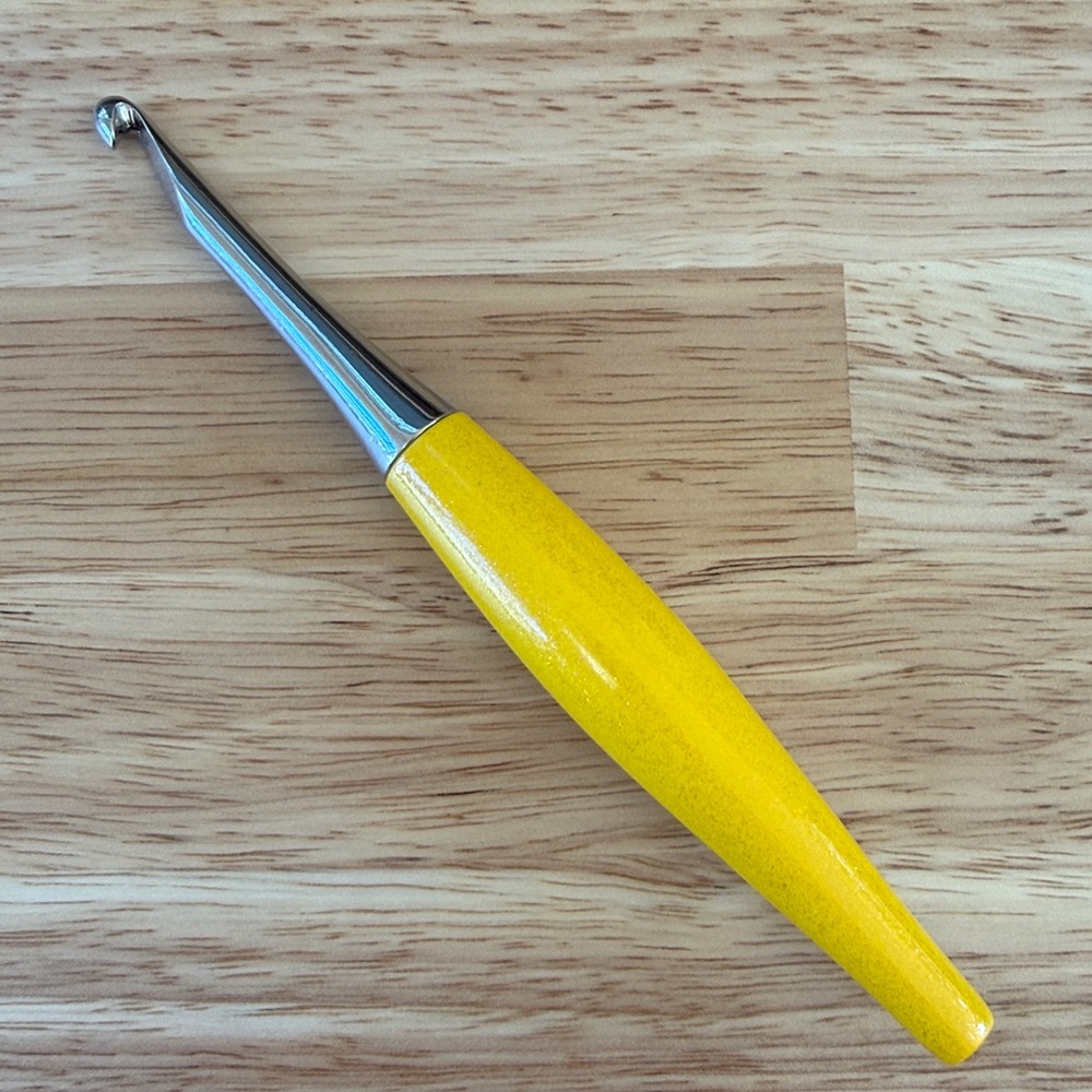 Discontinued Furls Odyssey Crochet Hook - Size K (6.5 mm)